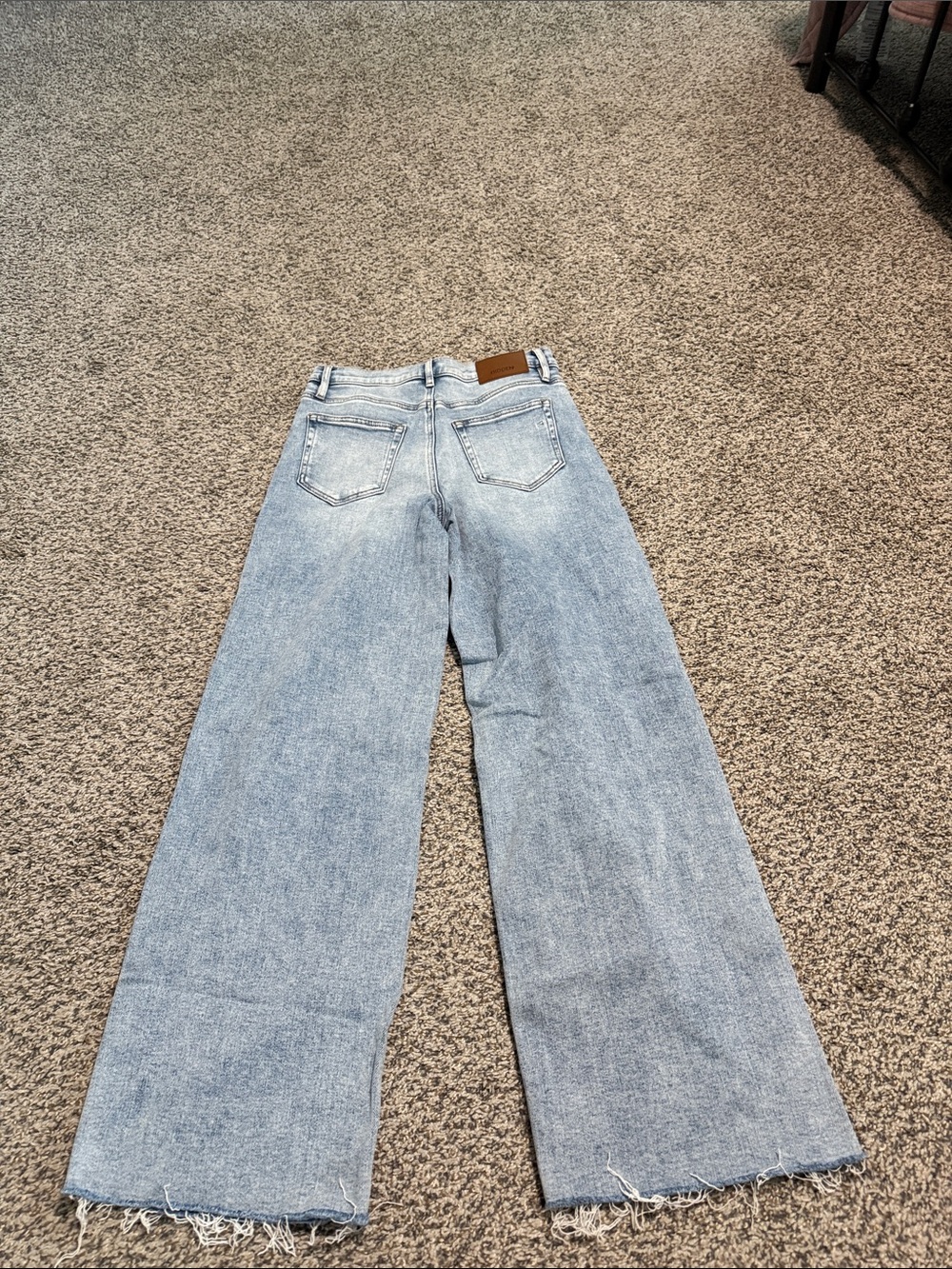 Hidden wide leg Jeans - Picture 2 of 3